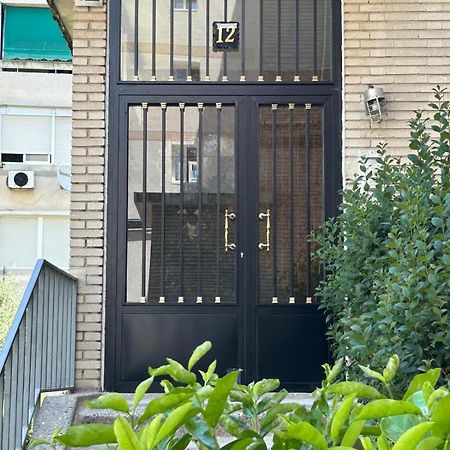 Ever House Ifema Mar De Cristal Мадрид Екстериор снимка