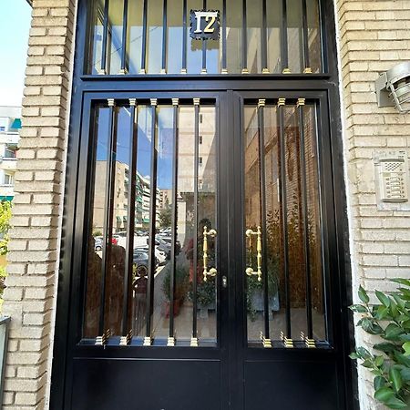 Ever House Ifema Mar De Cristal Мадрид Екстериор снимка