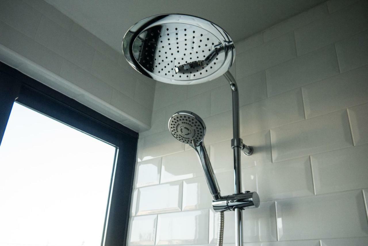 Ever House Ifema Mar De Cristal Мадрид Екстериор снимка