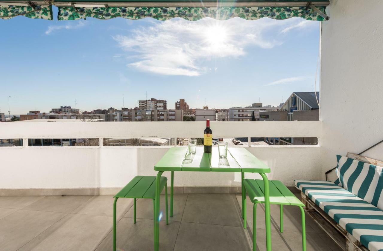 Ever House Ifema Mar De Cristal Мадрид Екстериор снимка